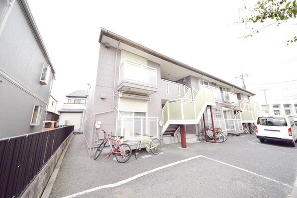 グランデールの物件外観写真